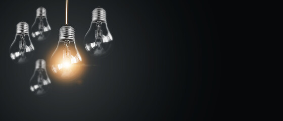 马克·斯特兰德的诗人简介